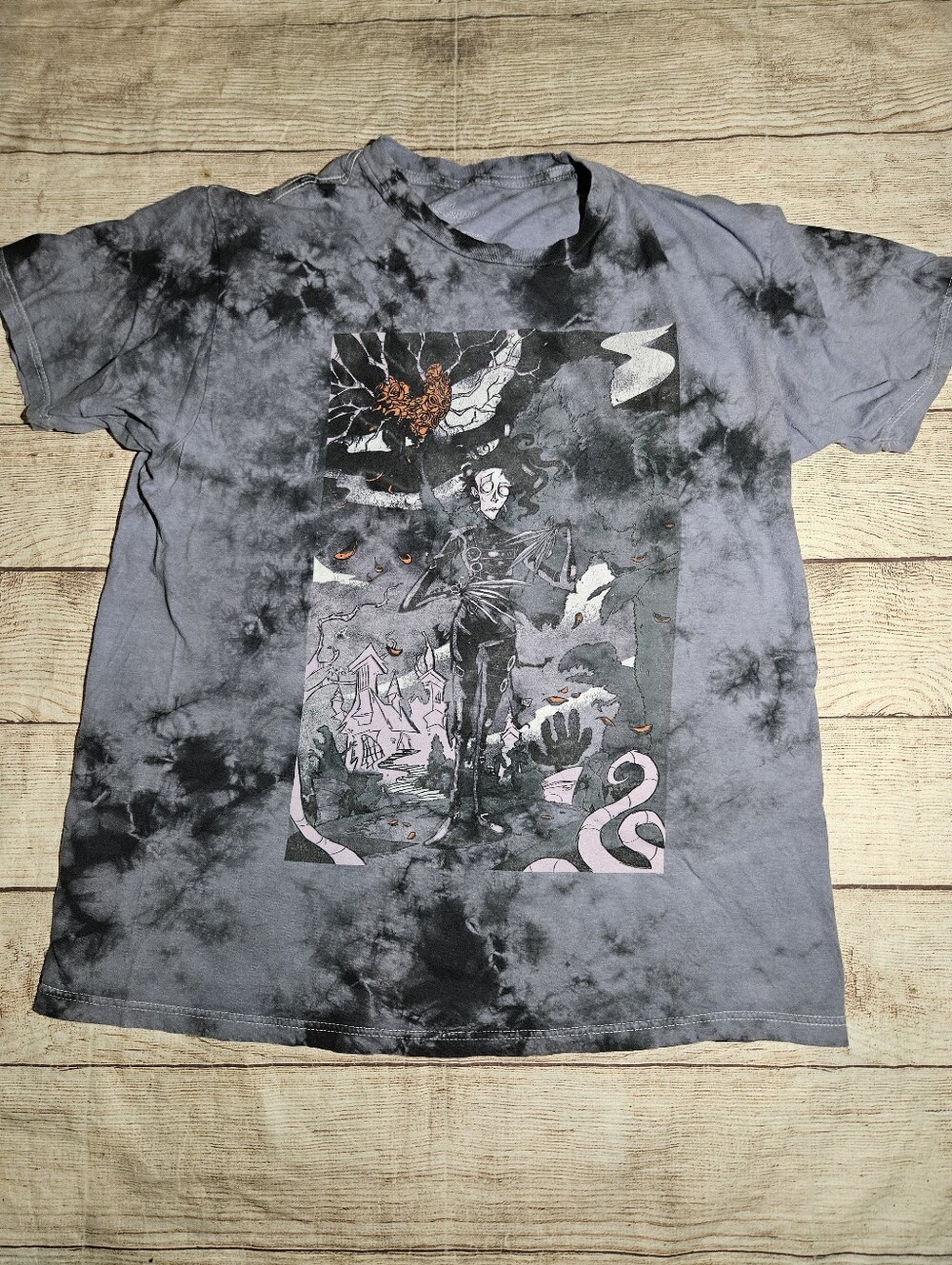 Edward Scissor hands tie dye graphic tee shirt